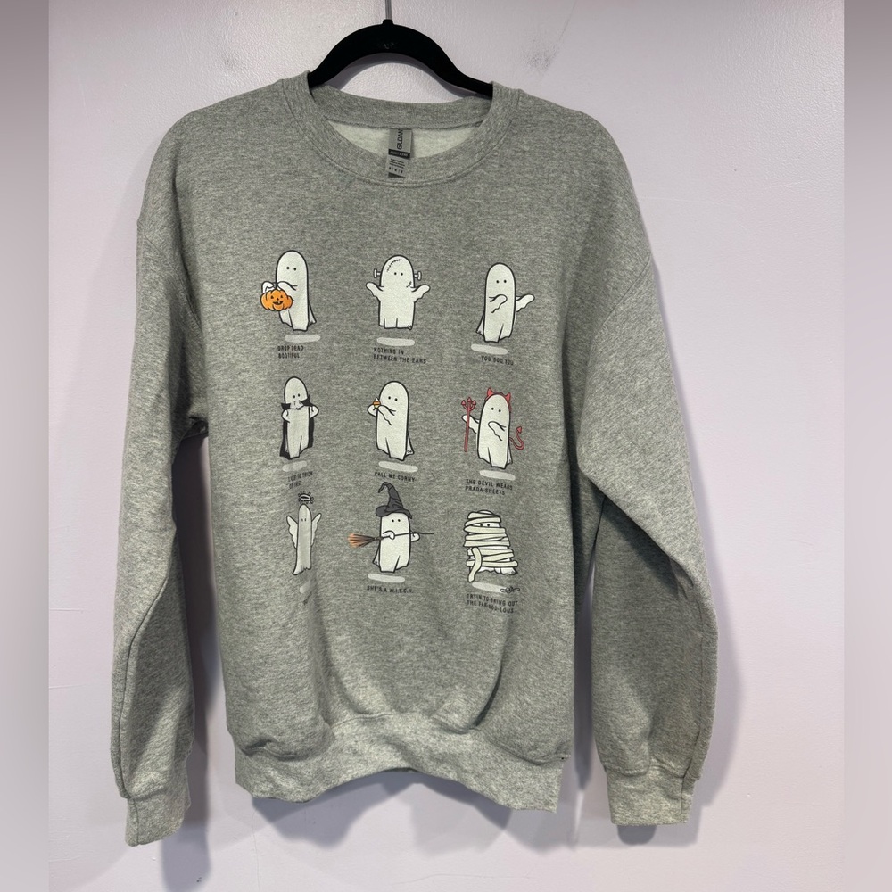 Gildan Gray Ghost Graphic Men's‎ Crewneck Sweater